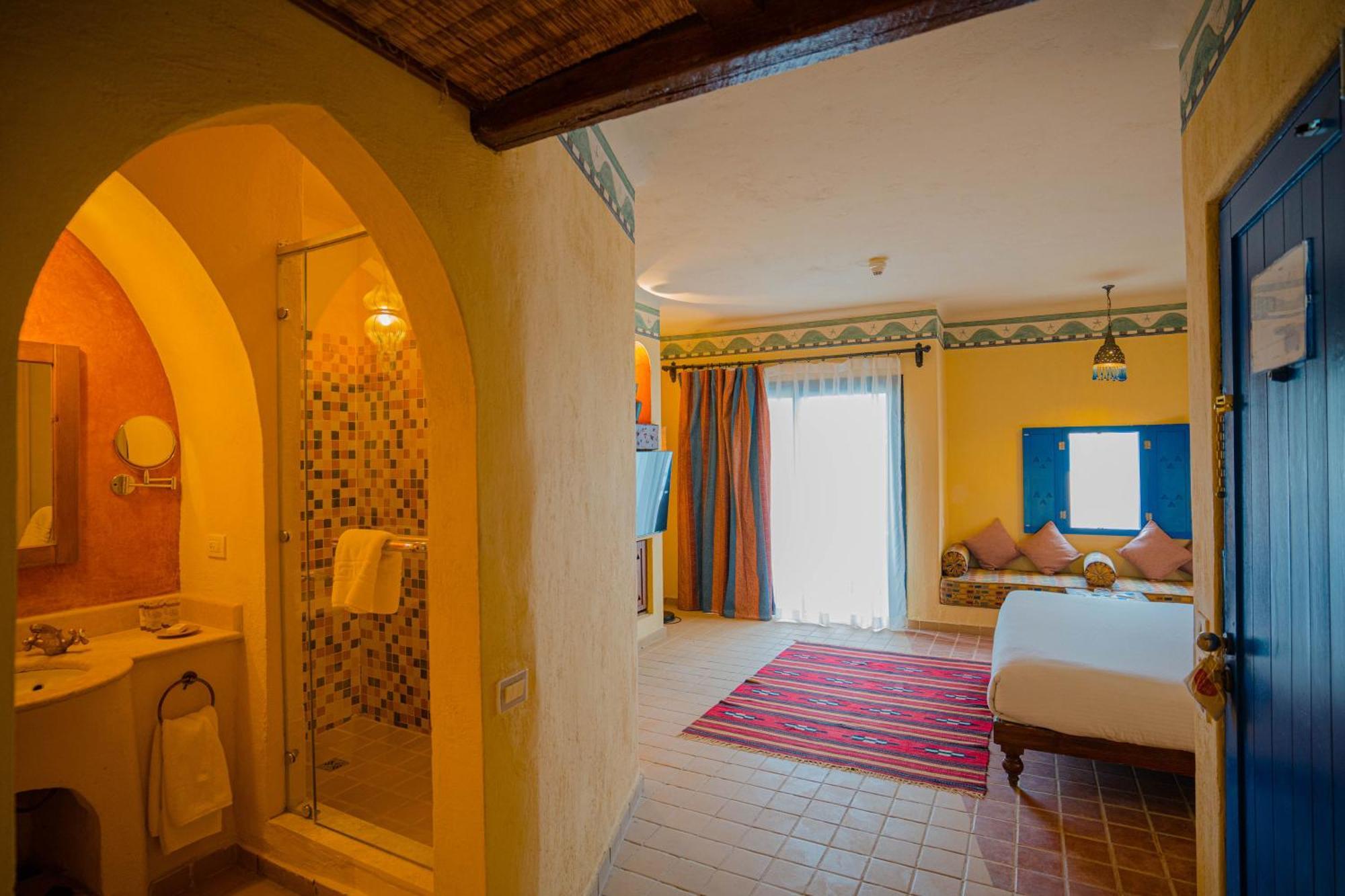 Marina Lodge At Port Ghalib Exterior photo